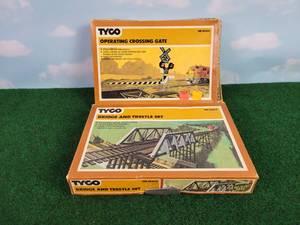lot 410 image: (2) Vintage TYCO HO-Scale Sets - Bridge & Trestle Set and Operating Crossing Gate Set