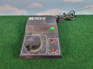 lot 426 image: MRC Tech II Rail Power 1400 Model Train Controller