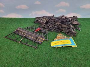 lot 431 image: HO Scale Bridge and Trestles