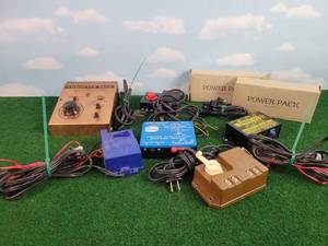 lot 447 image: (8) Assorted Model Train Power Supplies
