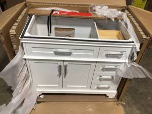 Home Decorators Collection Cherry dale 42 in. W x 22 in. D x 34.50 in. H Bath Cabinet in White only See Pics  White Cultured Marble Top