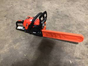 lot 14 image: ECHO CS-3510 (16) 34.4cc Gas Chainsaw Customer returns See Pics