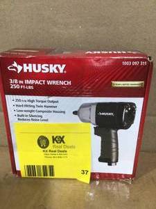 Husky 250 ft.lbs. 38 In. Impact Wrench used customer return