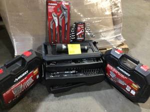 Lot of assorted Husky Mechanic Tools various models and conditions see pictures customer Returns