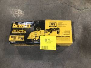 DEWALT ATOMIC 20-Volt MAX Cordless Brushless 4-12 in. Circular Saw (Tool-Only) customer return