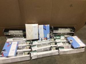Large lot of Liberty rail with hooks and bedding items review pictures
