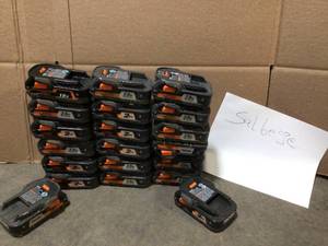 Lot of assorted Ridgid 18V Batteries assorted models and conditions review Pictures