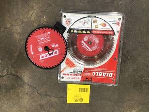 Lot of Diablo Blades customer returns review pictures