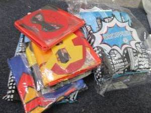 8 pk Super Hero Masks & Capes...