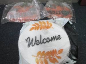 3 Welcome Dcor Items...