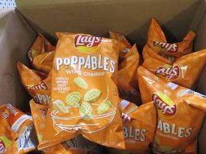 case of 12 5 oz bags of lays poppa...