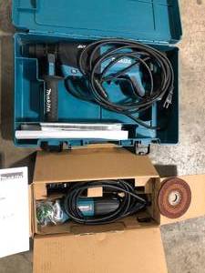 lot 32 image: Lot of assorted Makita power Tools various models and conditions review  pictures customer returns