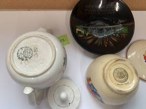 4 VTG Dishes Teapot, lidded Dish