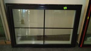 lot 15 image: Andersen Awning Window.