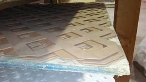 lot 538 image: (4) 4x8 Cedar Color Plastic Lattice And 3 Chip Board