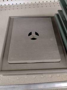 lot 122 image: Square Mount Grey  Green (8).