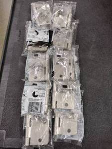 lot 192 image: 3  in. Hinge (10)