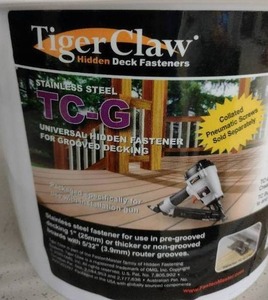 lot 382 image: Tiger Claw Hidden Deck Fasteners.
