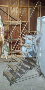 lot 593 image: Roller Stairway Ladder