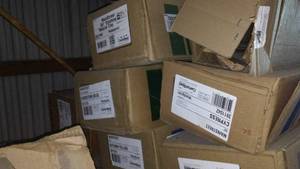 lot 692 image: Variety Siding Vinyl In Boxes. Loc BB