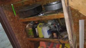 lot 728 image: Contents Of Shelves - Oil Etc.