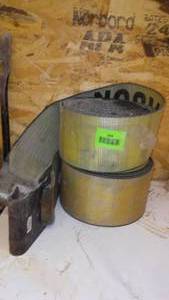 lot 744 image: (2) Load Straps