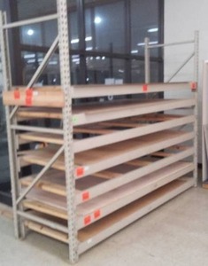 lot 800 image: Racking, Lots of shelves.
