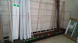 lot 803 image: 12 foot long rack