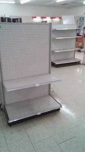 lot 811 image: End Cap displays (4)