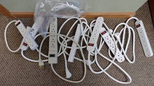 lot 442 image: Power Strips (10)