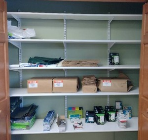 lot 443 image: Shelving (5)