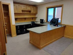 lot 465 image: Contents of Office.  File Cabinets (4)