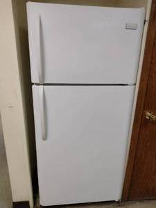 lot 469 image: Frigidaire Refrigerator.