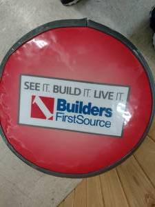 lot 850 image: Builders First Source Stool. 30 in. T x 17 in. W. Loc Counter