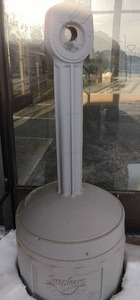 lot 852 image: Polyethylene Smokers Cigarette Butt Receptacle