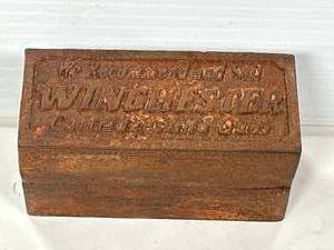 Winchester Cartridges & Guns Metal Bank