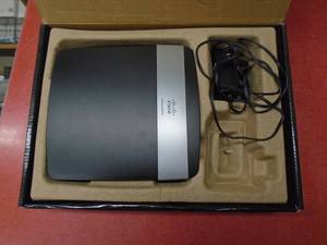 Lynks N600 wifi router. As shown.