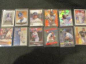 12 Assorted Mike Piazza Cards-doubl...