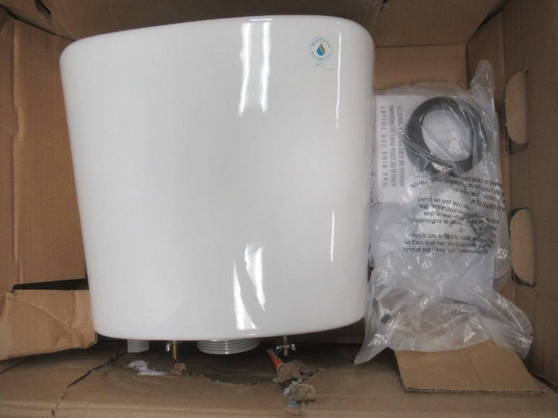 Glacier Bay 2-piece 1.1 GPF1.6 GPF Dual Flush Round Toilet in White (MISSING TANK LID)