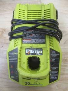 Ryobi P117 One 18 Volt Dual Chemistry IntelliPort Lithium Ion and NiCad Battery Charger (Battery Not Included, Charger Only)
