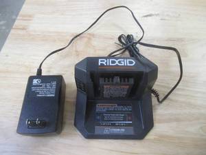 RIDGID 18V Lithium-Ion Charger