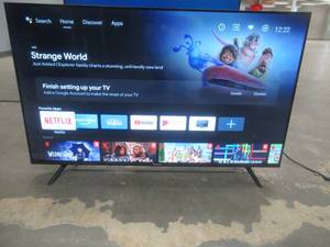 lot 36 image: Hisense 43-Inch 43H5500G Full HD Smart Android TV with Voice Remote (2020 Model)