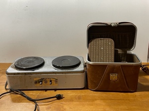lot 27 image: Legendary Hot Plate and Camera Case