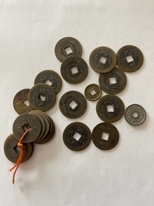 lot 31 image: Foreign Coins