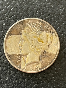 lot 44 image: 1923-S Peace Dollar