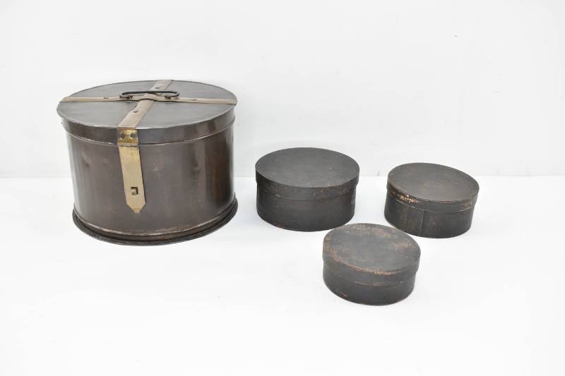 lot 92 image: 4 Wood and Metal Shaker Style Decorative Pantry Boxes