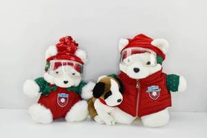 lot 168 image: 6 Collectable Daytons Marshall Fields Santa Bear Stuffed Christmas Animals