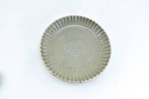 lot 74 image: Early Chinese Celadon Scalloped Rim Platter