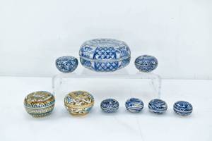 lot 79 image: 9 Southeast Asian Ceramic or Porcelain Boxes
