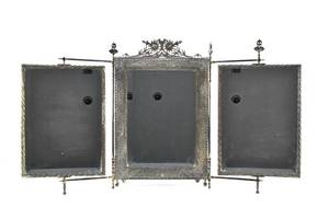 lot 36 image: Antique Meriden Britannia Co. Silverplate Tri-fold Mirror w Tropical Birds